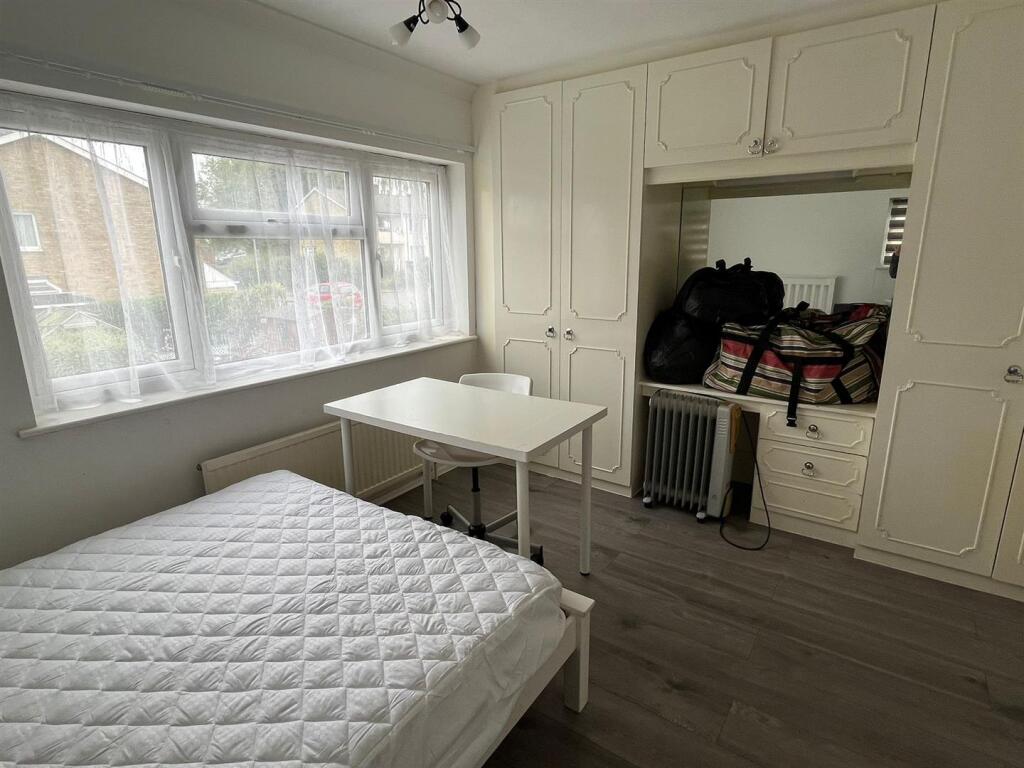 WhatsApp Image 2024-09-09 at 09.43.07_06dc00a1.jpg