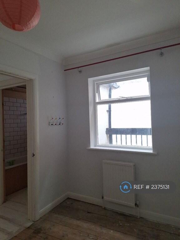 Single Bedroom