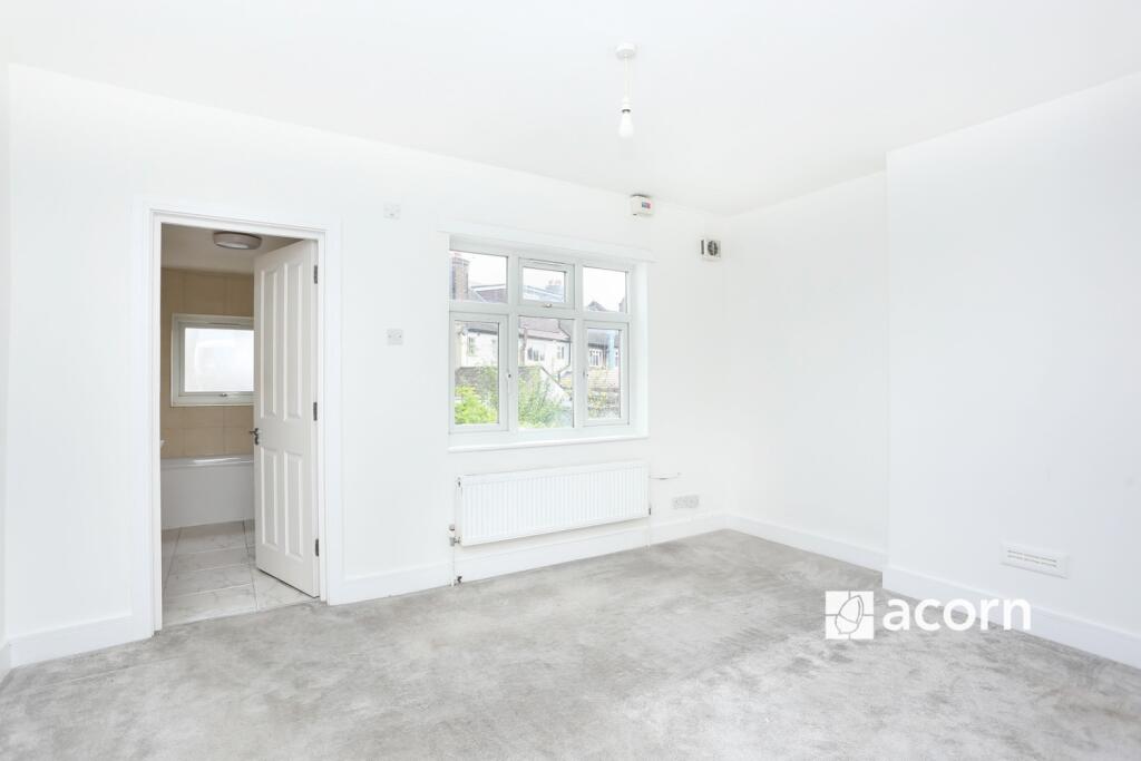 2b40ffb6-3baf-f01...