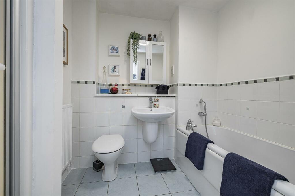 18 Cleuch Avenue North Middleton 39.JPG