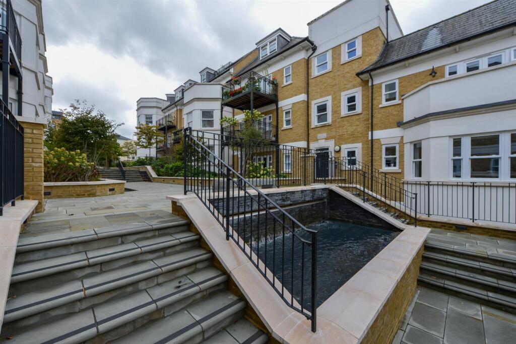 Henrietta Place Tunbridge Wells5.jpg
