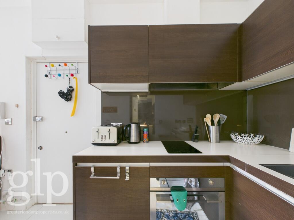 Albany House, Bloomsbury, WC1H