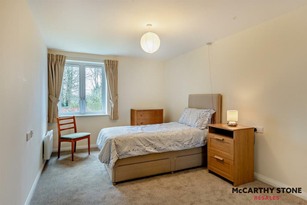 8590760-interior02-800.jpg