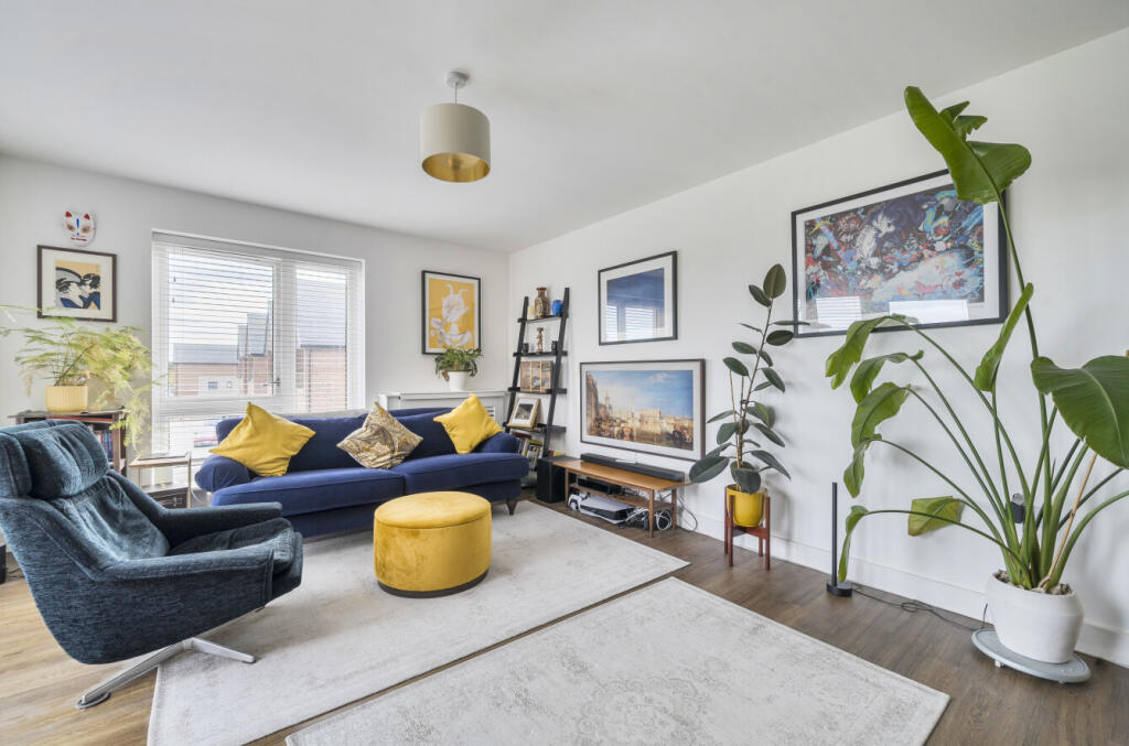 1363475-12-68e7c9...