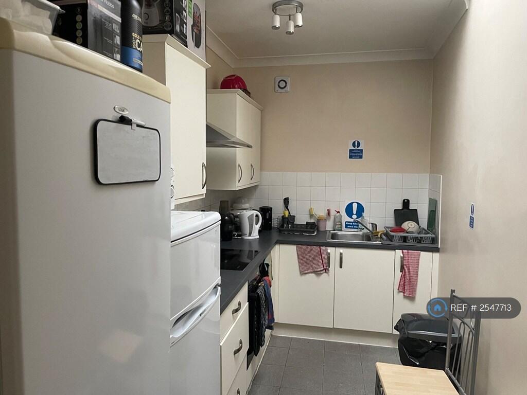 Kitchen 1