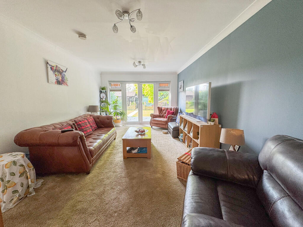 lounge 1