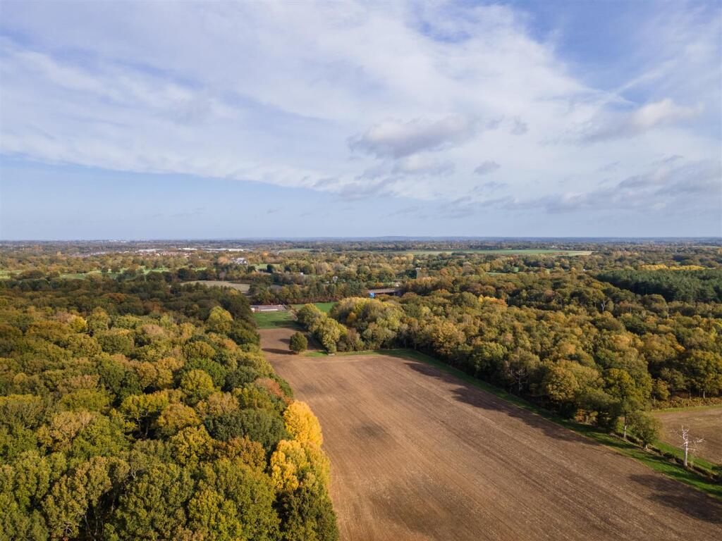 Old Grove Farm_6.jpg