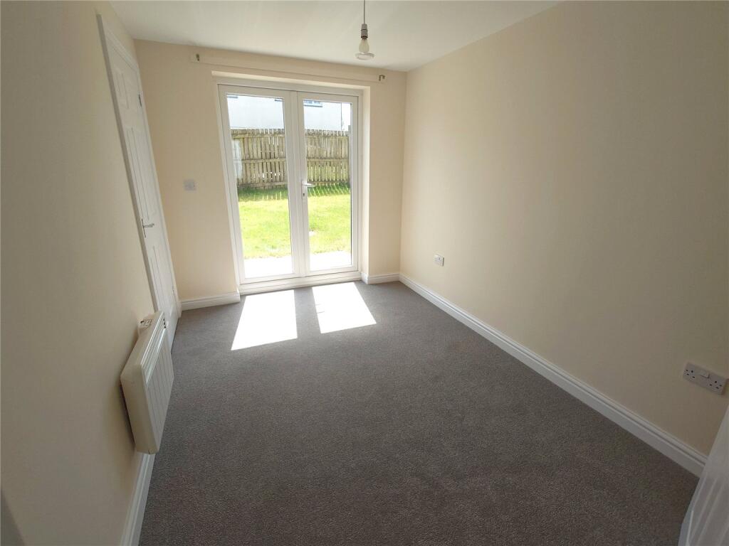 Reception/Bedroom