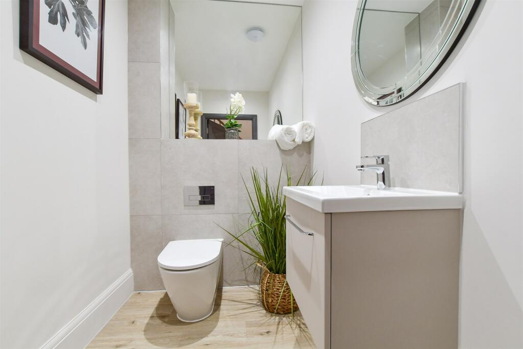 Internal Feature - WC