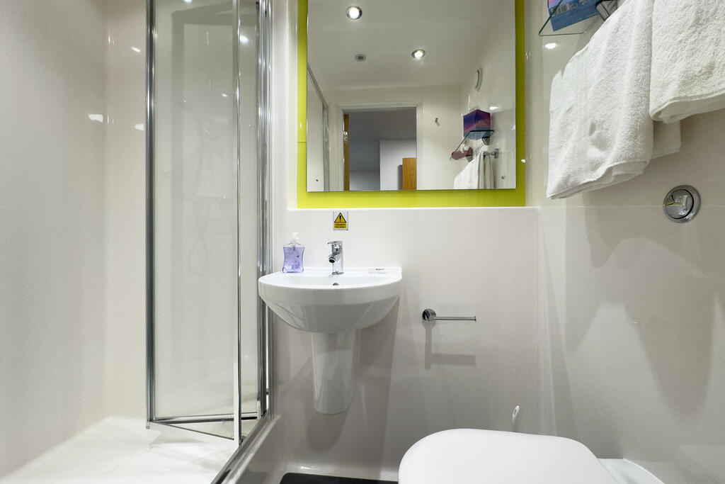 Ensuite