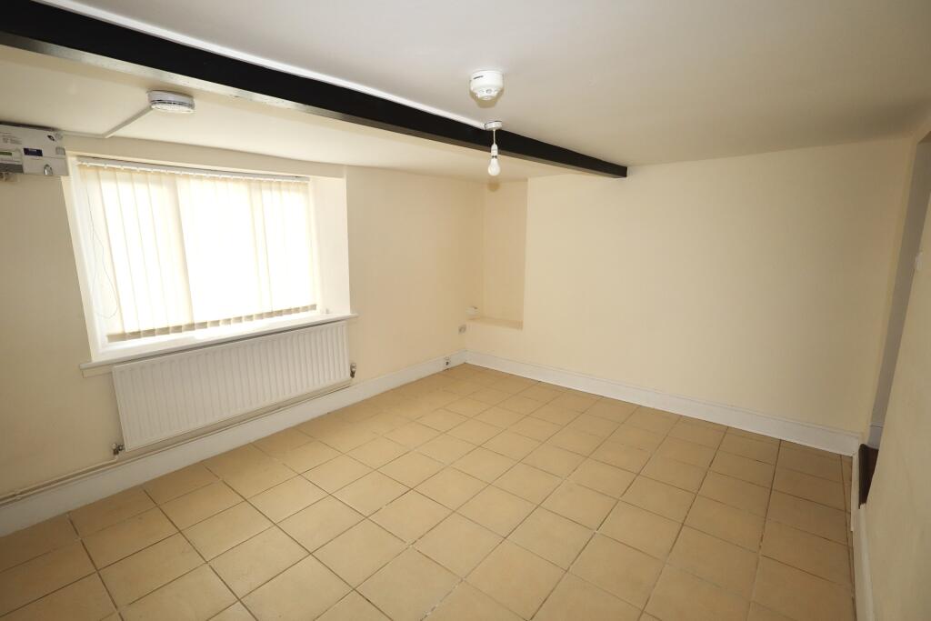 Sitting room / bedroom