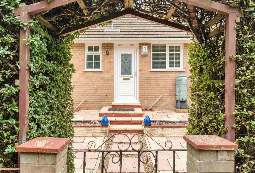 1372378-14-68fa22...