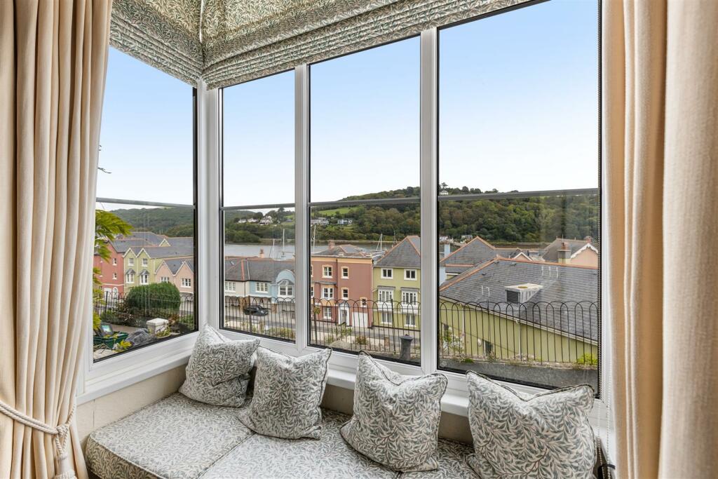 A16 - 45 Sandquay Road Dartmouth - 230911.jpg