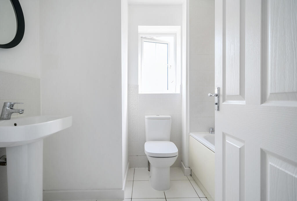 Main Bathroom