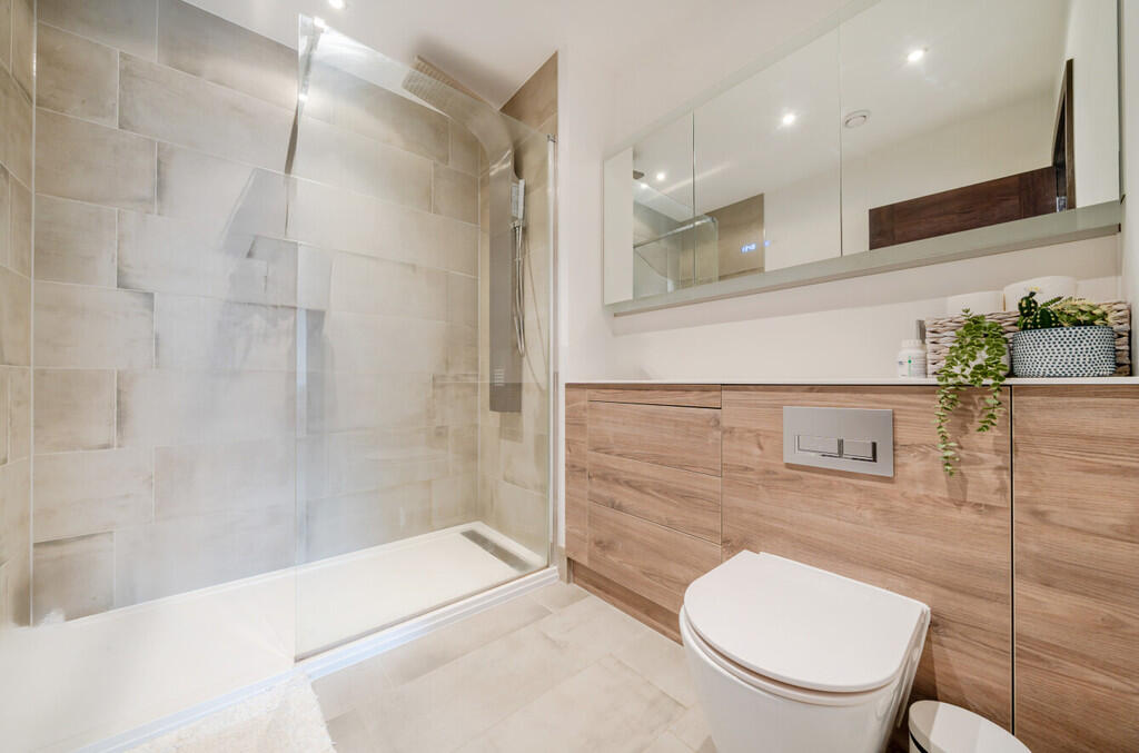 1353566-10-68c96d...