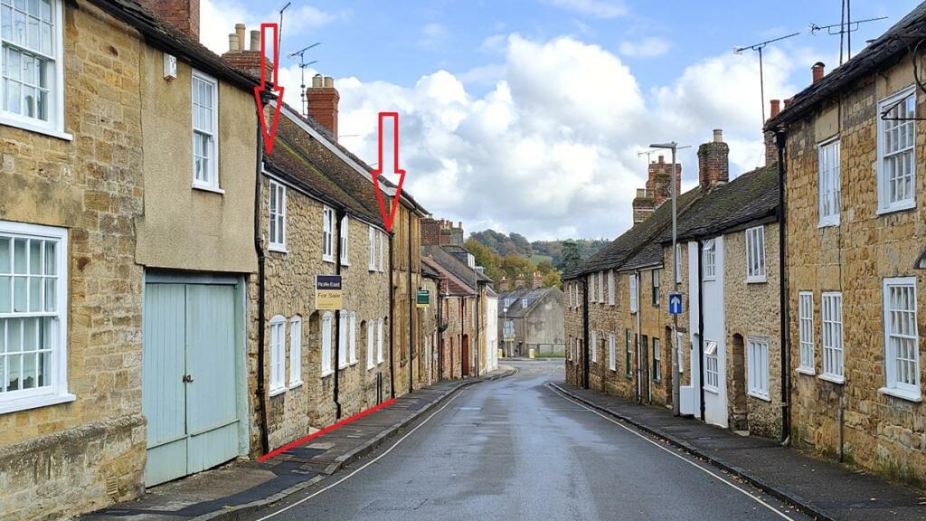 Frontage markers.jpg