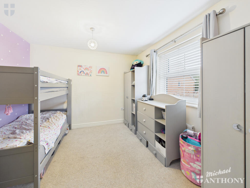 CAM03852G0-PR0446-STILL006