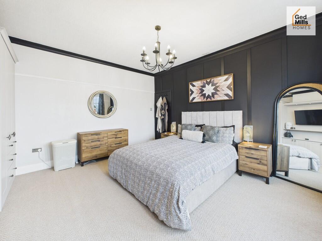 CAM04261G0-PR0114...