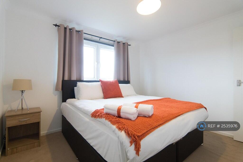 Fully Furnished Bedroom