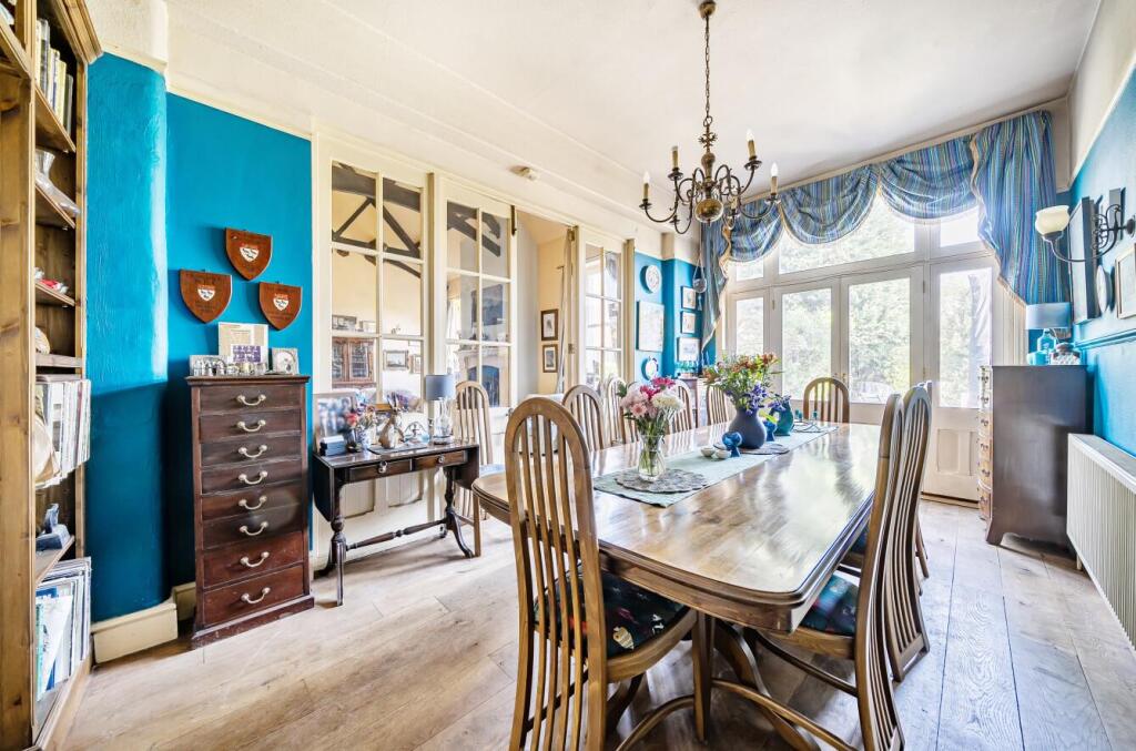 !dining-1284086 (4).jpg