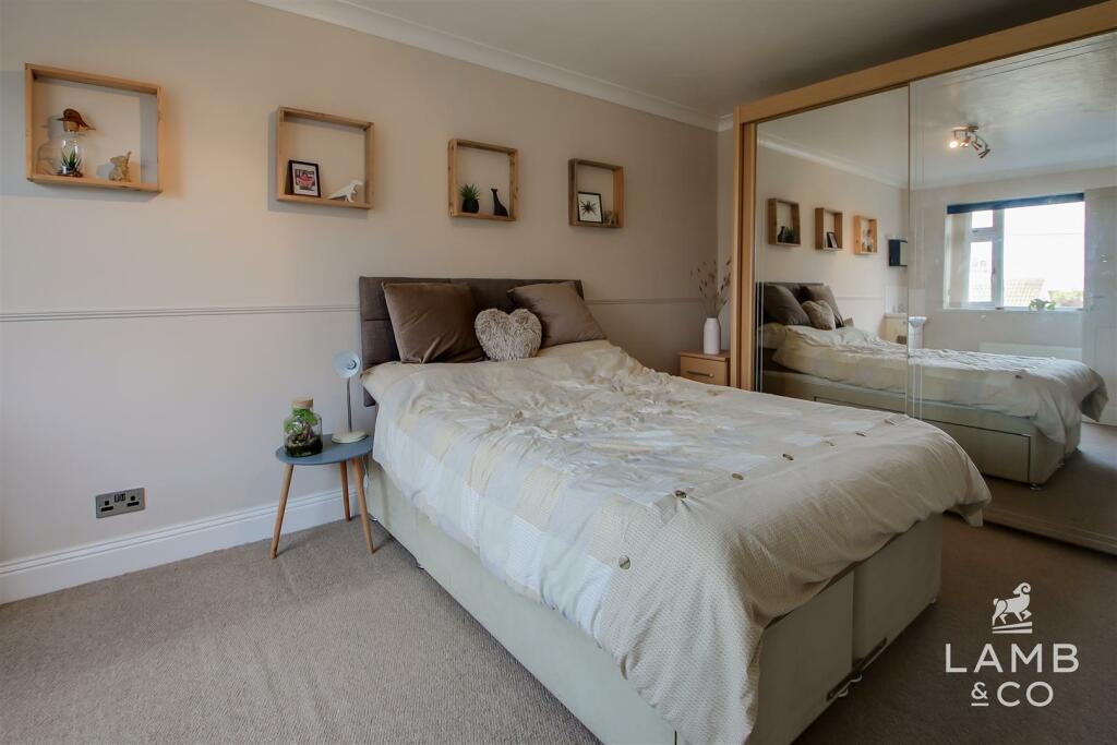 BEDROOM TWO