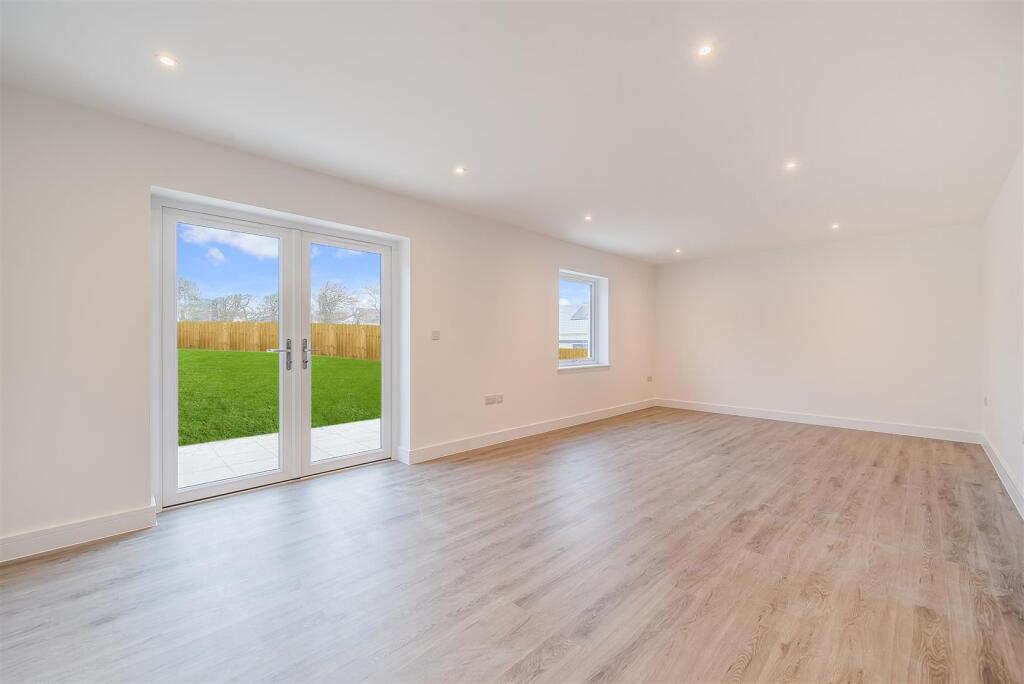 Spacious Open Plan Living Space