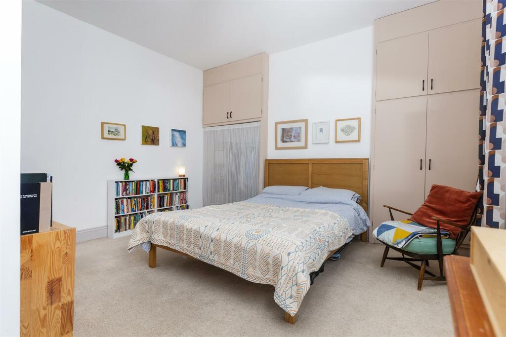 Bramleys Estate Agents - Forrest Avenue - Marsh (3