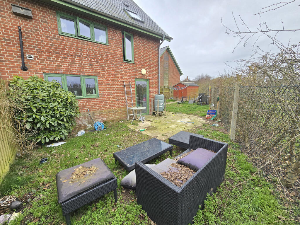 WhatsApp Image 2025-03-17 at 14.28.58_b487331b