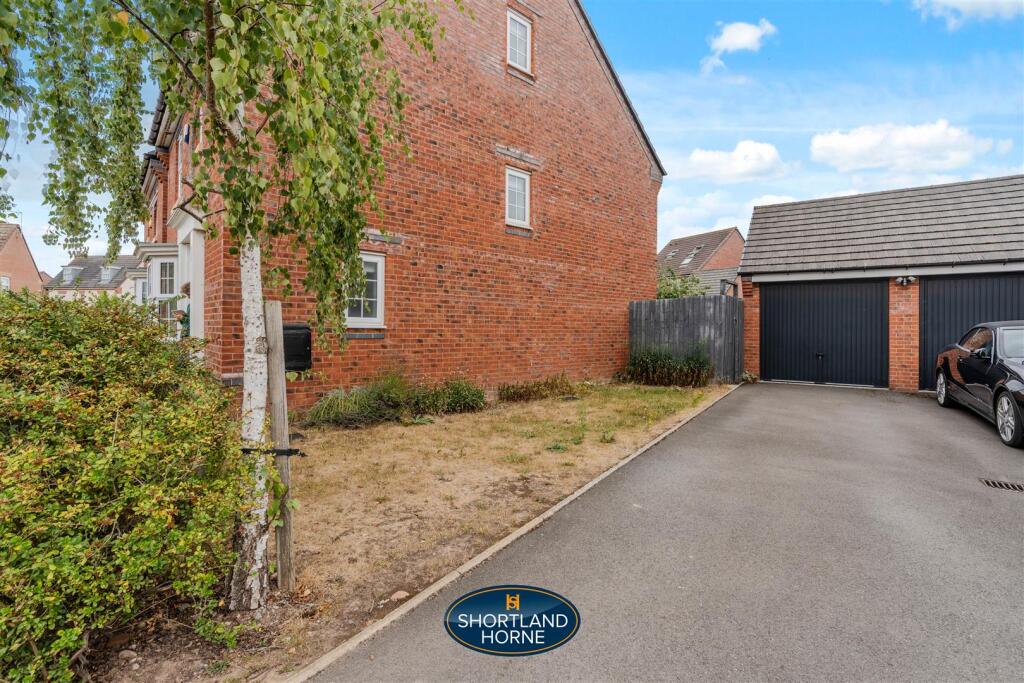 driveway/garage
