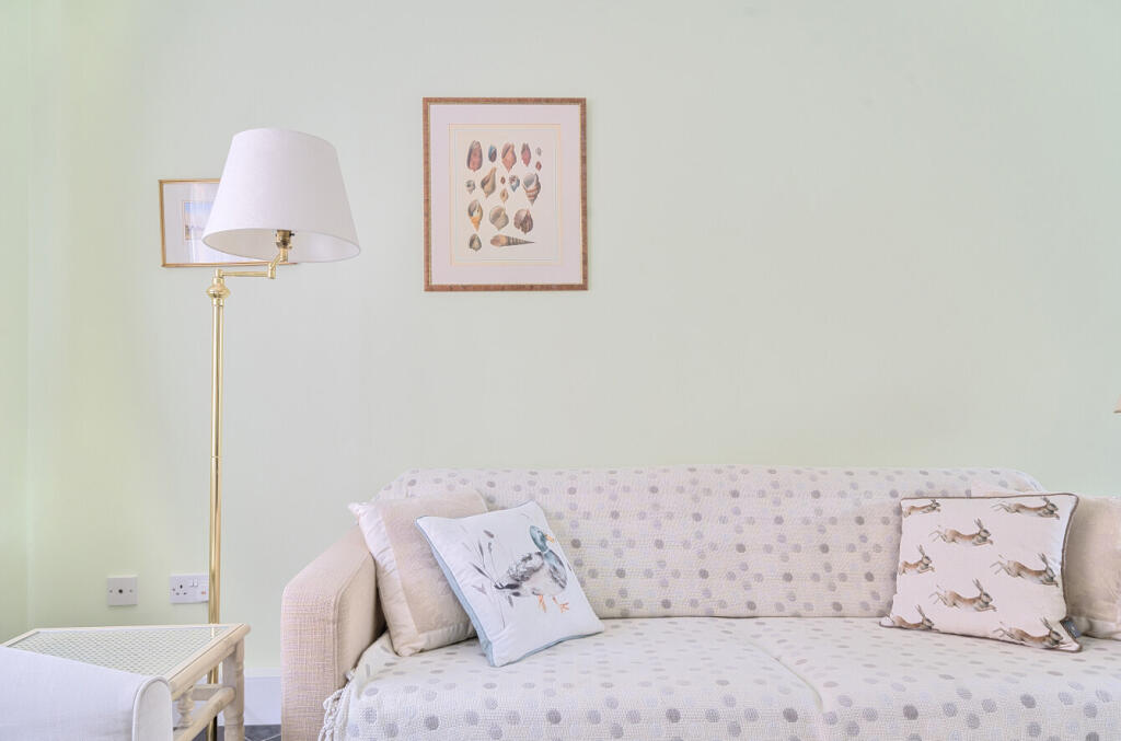 1306682-12-68486f...