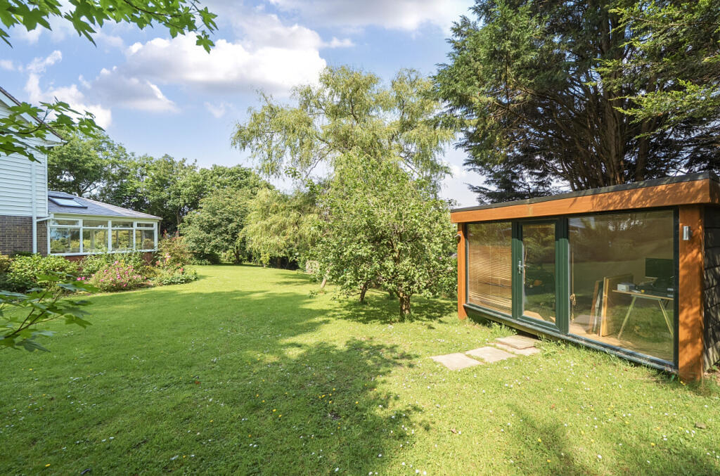 1301977-3-6840575...