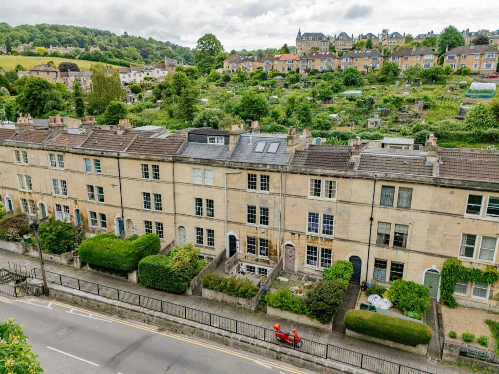 8 Caroline Buildings BA2 4JH-10.jpg