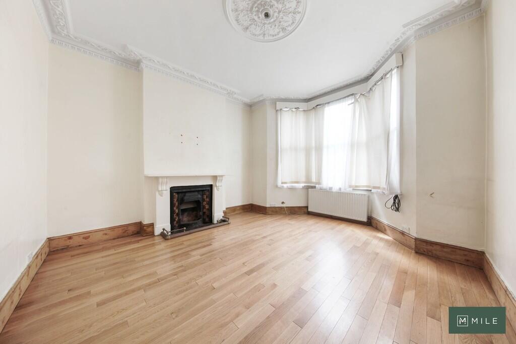 33 Warbeck Road -...