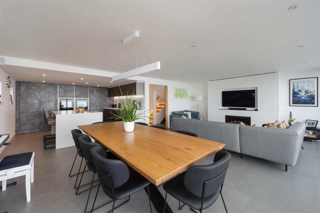 Admiralty Walk, Seasalter, Whitstable