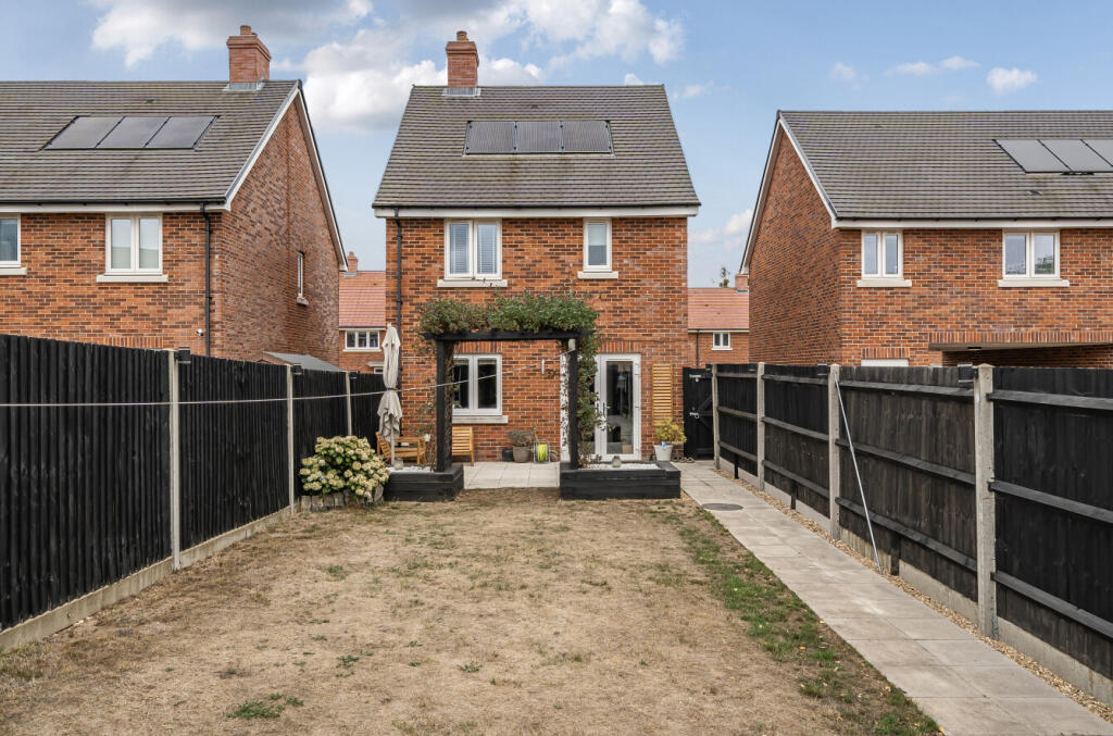 1345057-4-68af0a8...