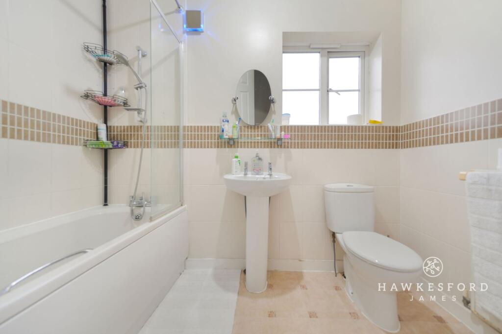 George Walk, Sittingbourne - Bathroom