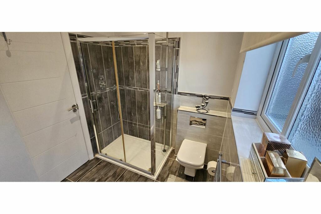 Master En-suite