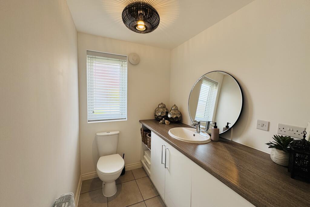 Downstairs WC &amp; Utility 