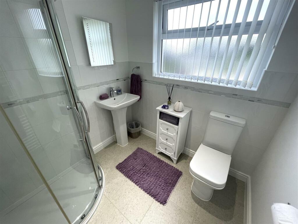 shower 2.jpg