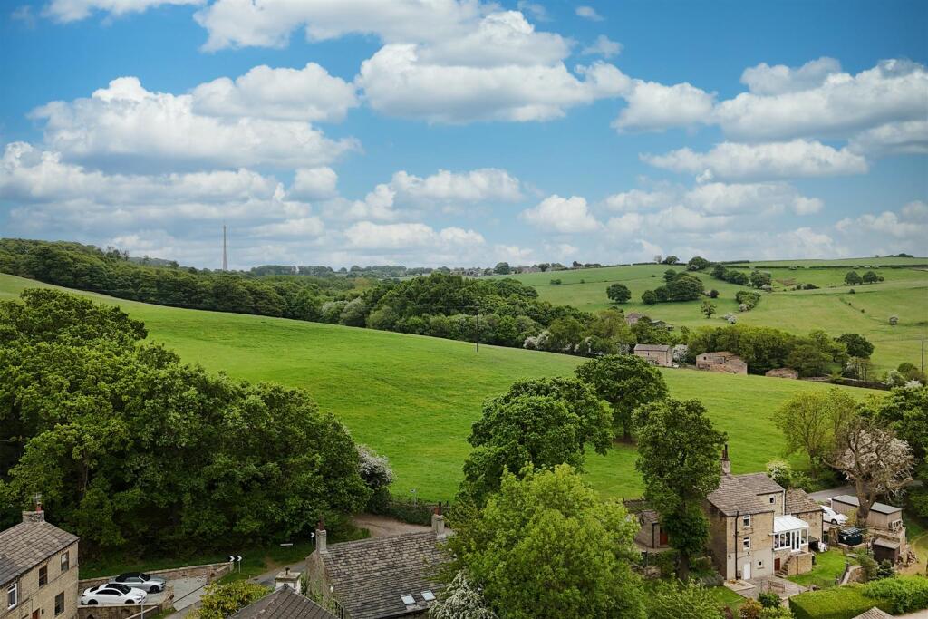 Bramleys Estate Agents - Houses Hill - Kirkheaton 