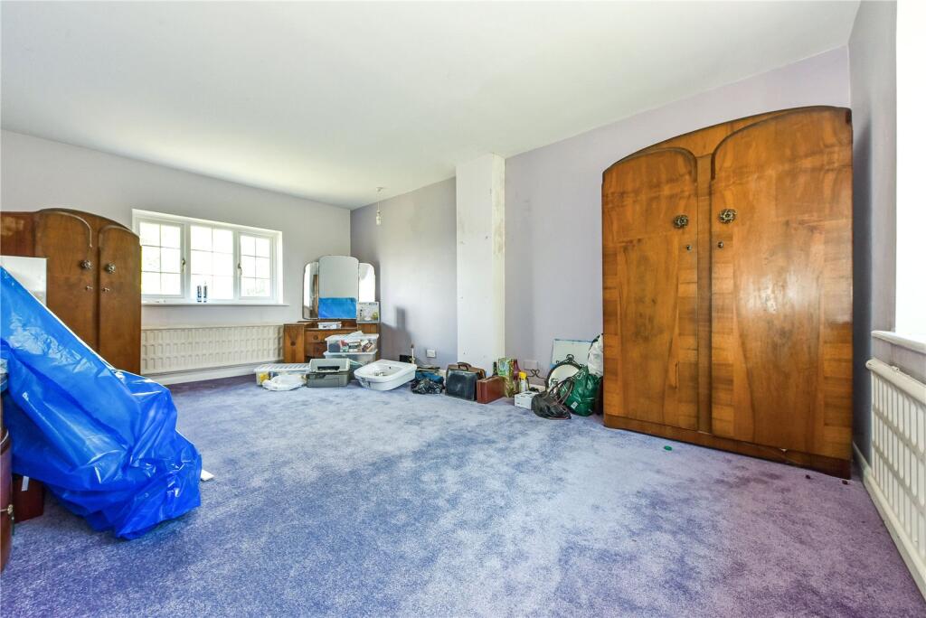 Main Bedroom