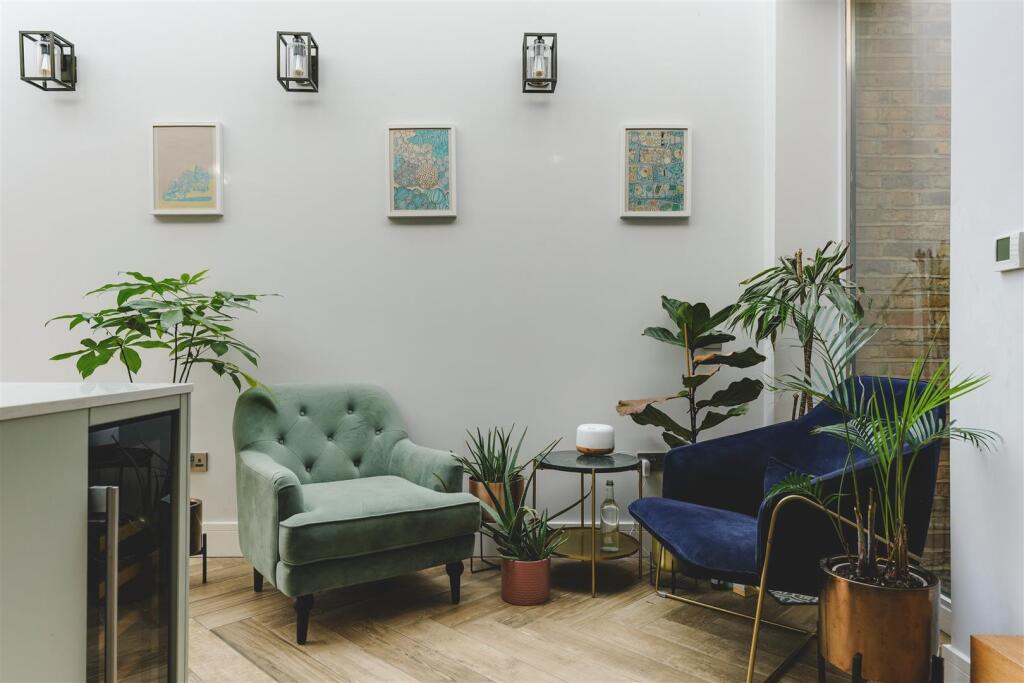 Roding Road-9.jpg