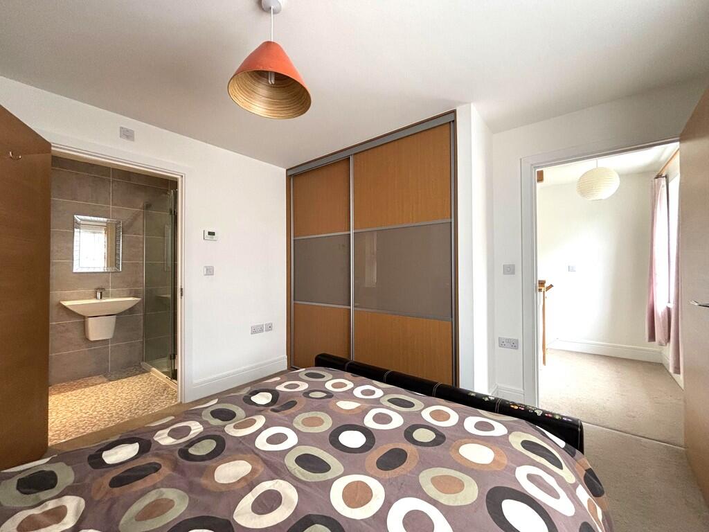 f207d1ae-7432-456...