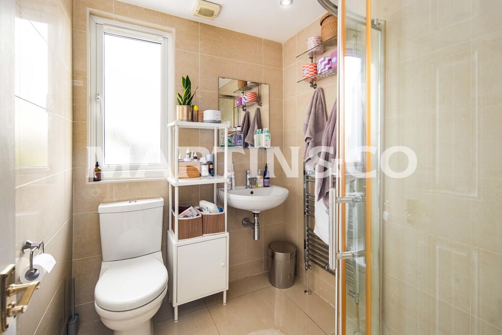 6_Bathroom