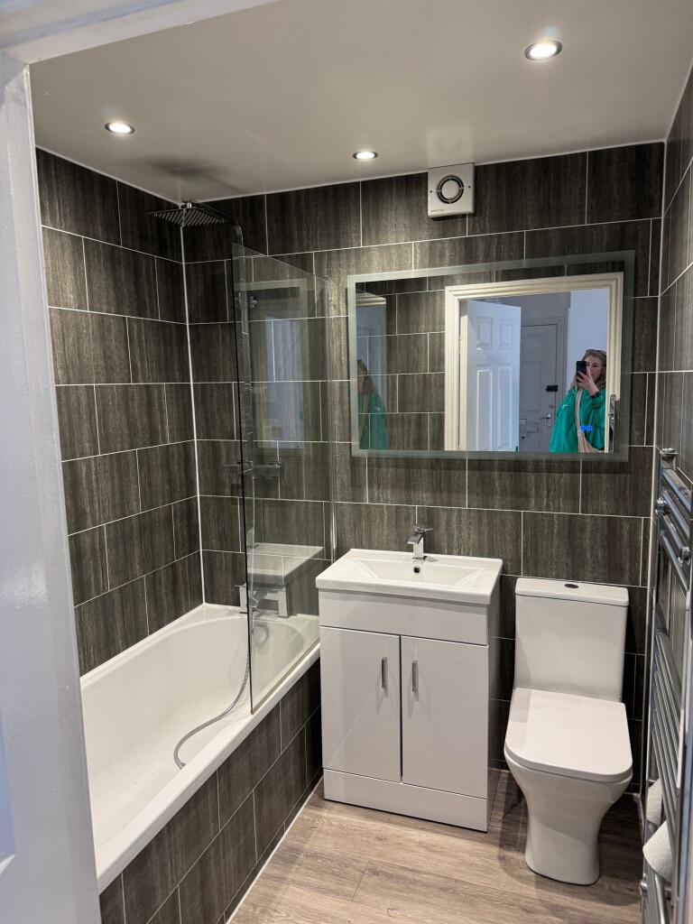 a4b74f86-4c6e-498b-add4-e1b0c37cf97c