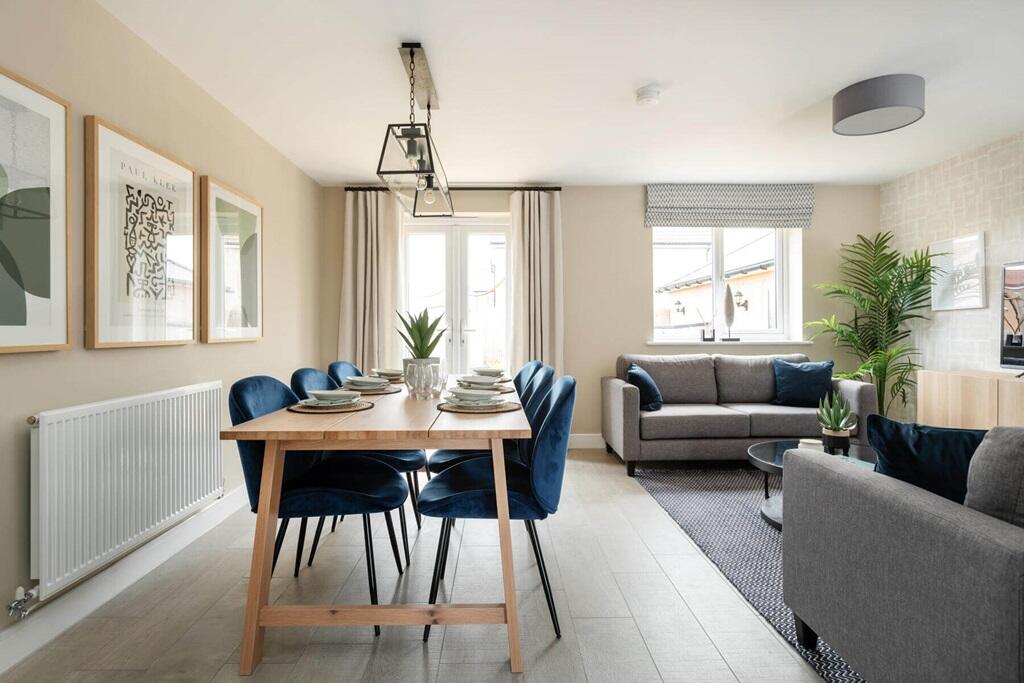 Double doors lead from the dining/lounge area to the garden