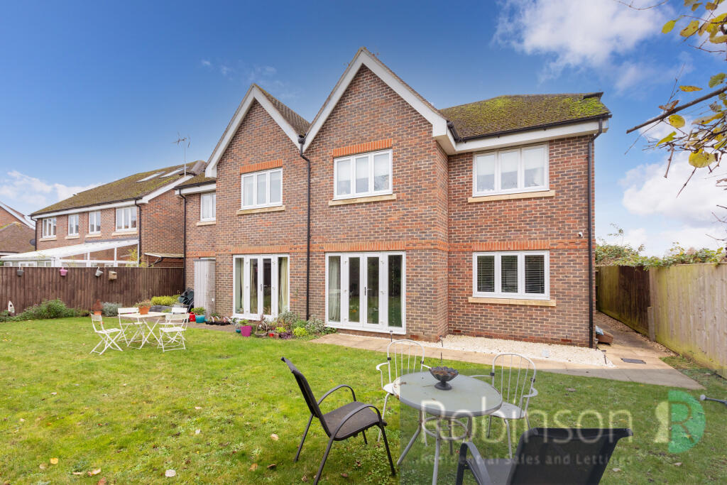 4 Willow Close-6