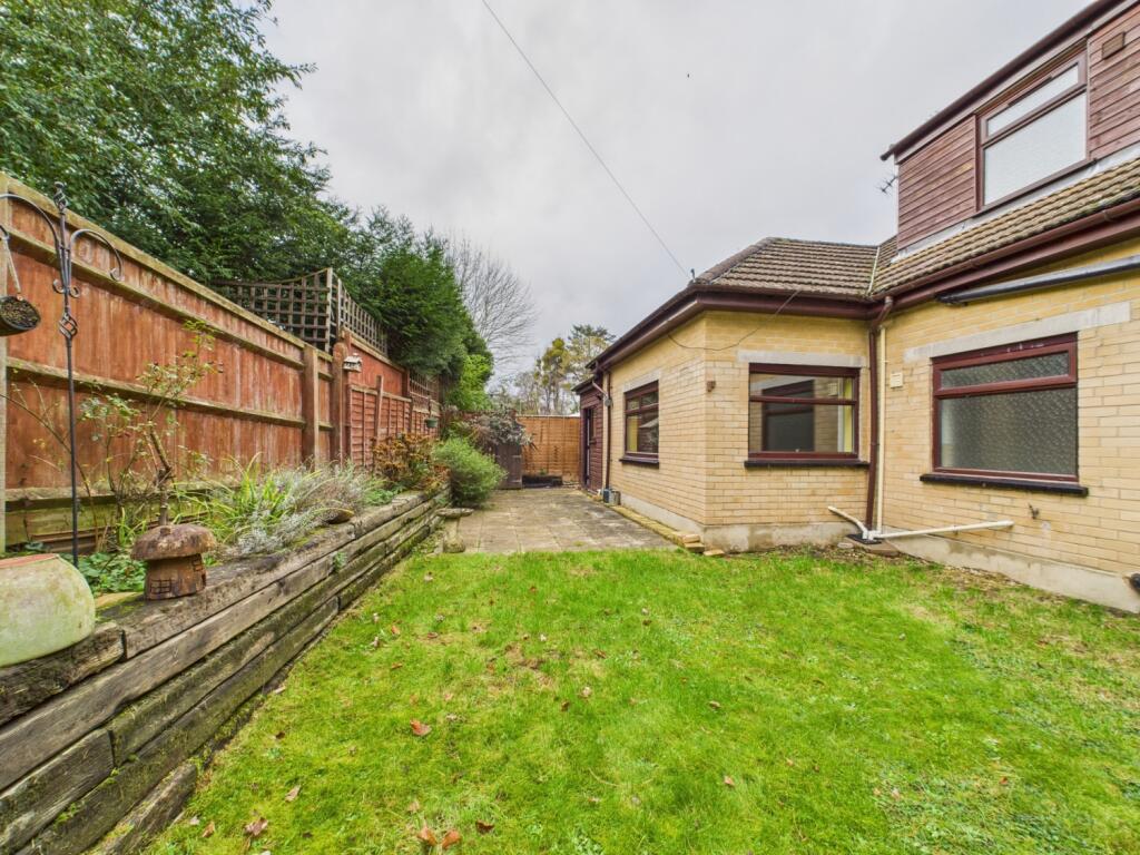 CAM01740G0-PR0486-STILL005