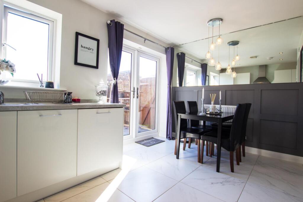 Inveraray Avenue (11).jpg