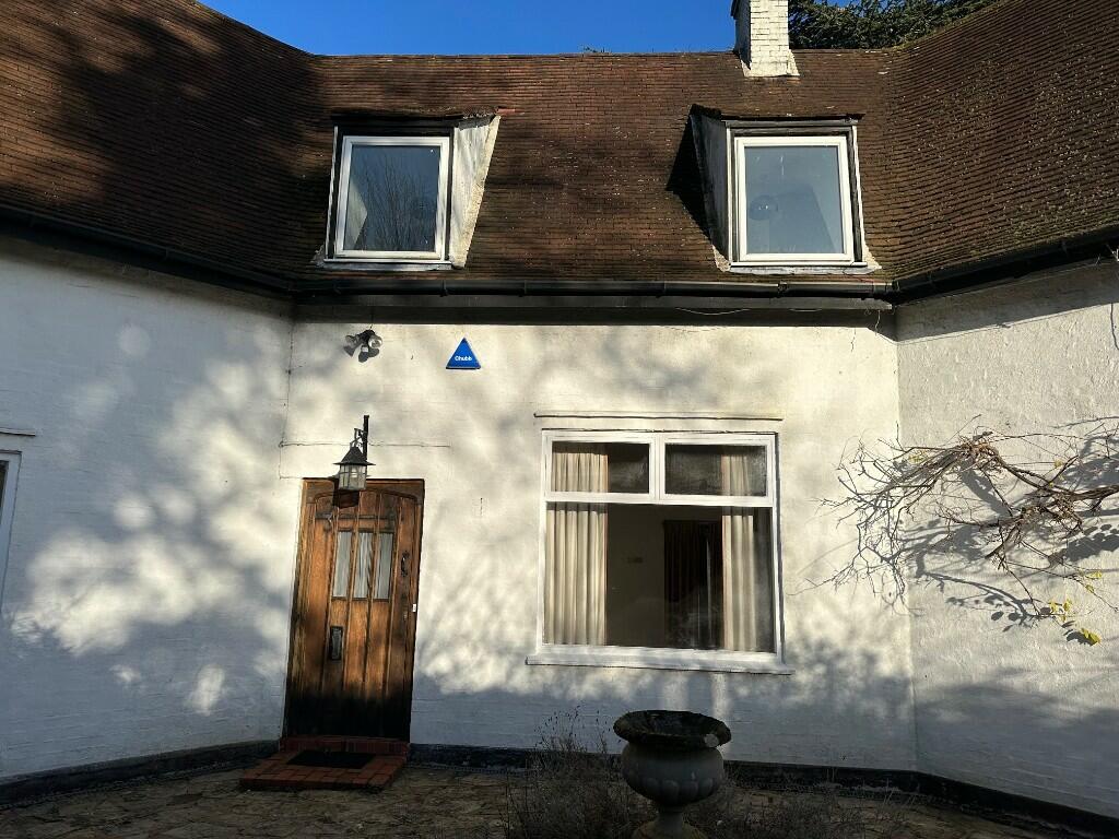 Wey Road, Weybridge, Surrey, KT13